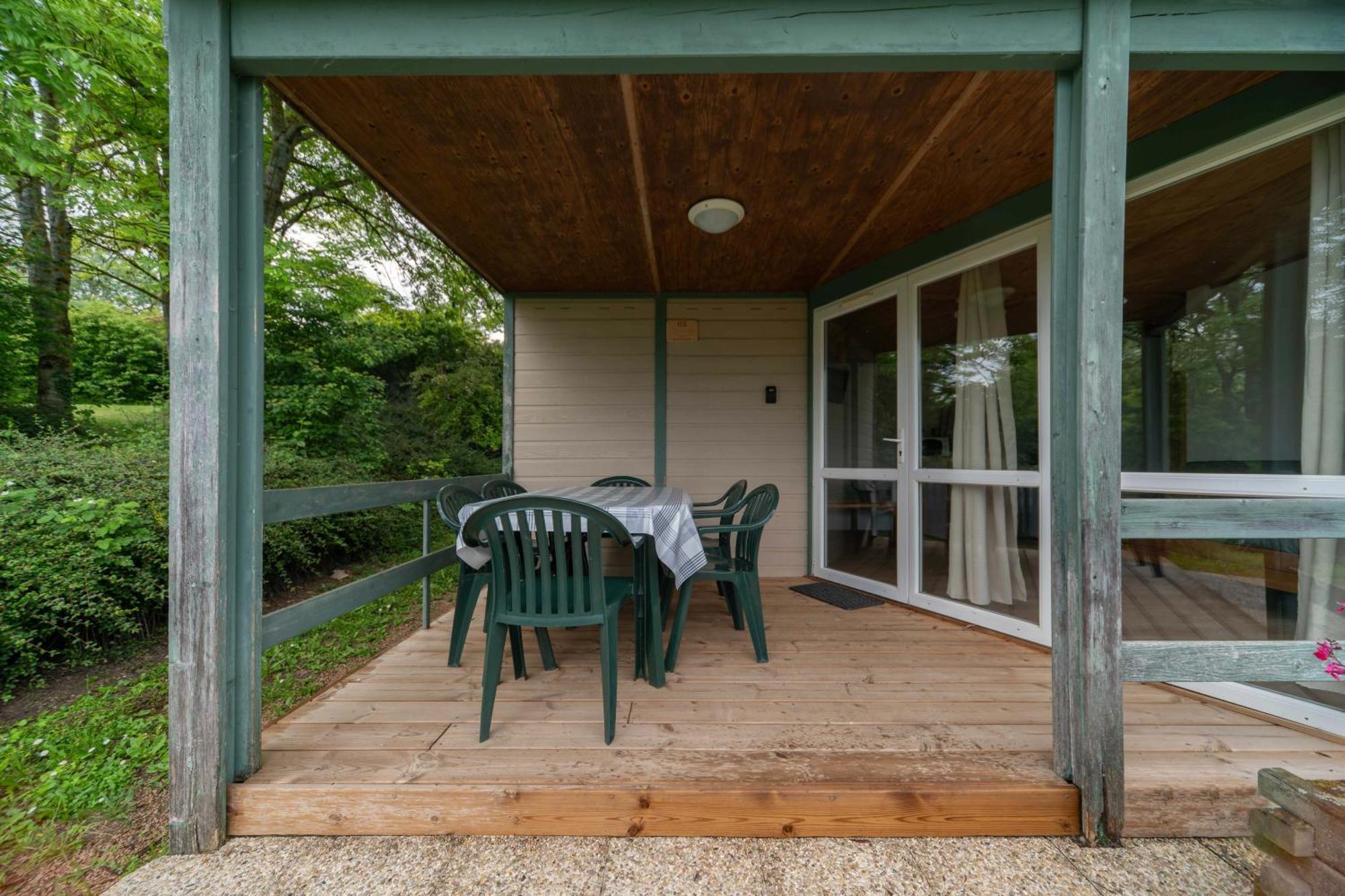 Camping Le Mont Libre - Cottage & Espace Nature - גנה מראה חיצוני תמונה