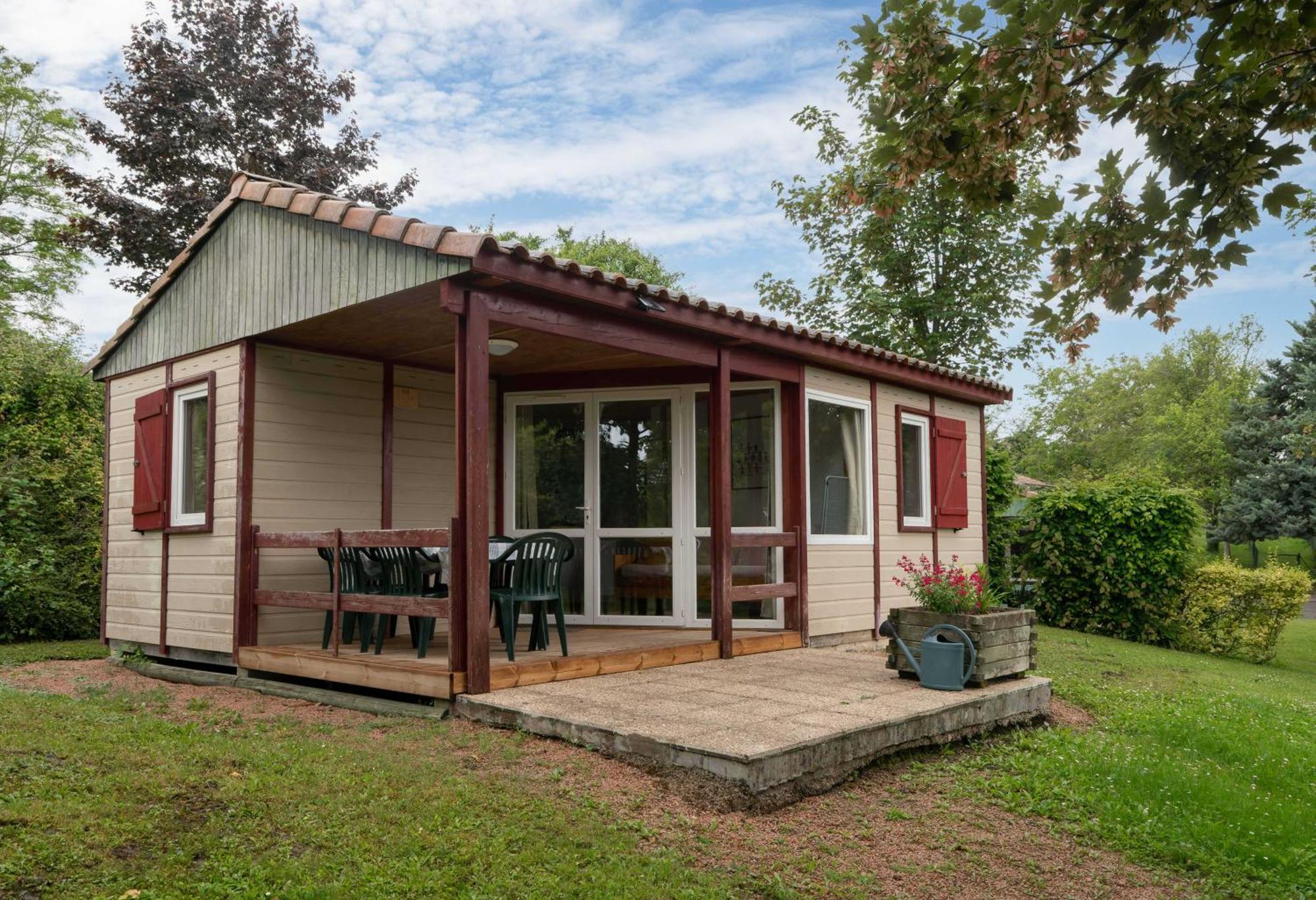 Camping Le Mont Libre - Cottage & Espace Nature - גנה מראה חיצוני תמונה