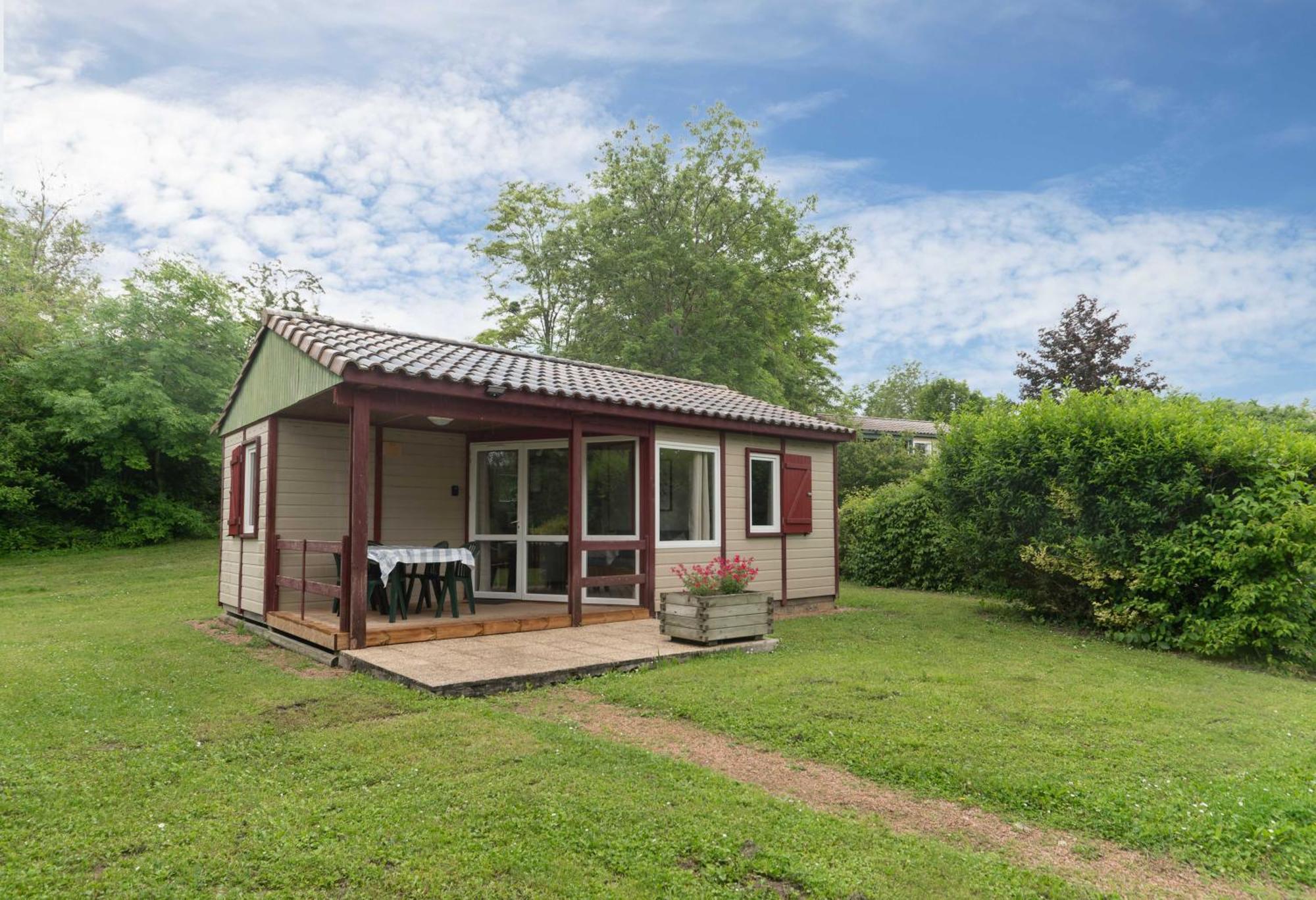 Camping Le Mont Libre - Cottage & Espace Nature - גנה מראה חיצוני תמונה