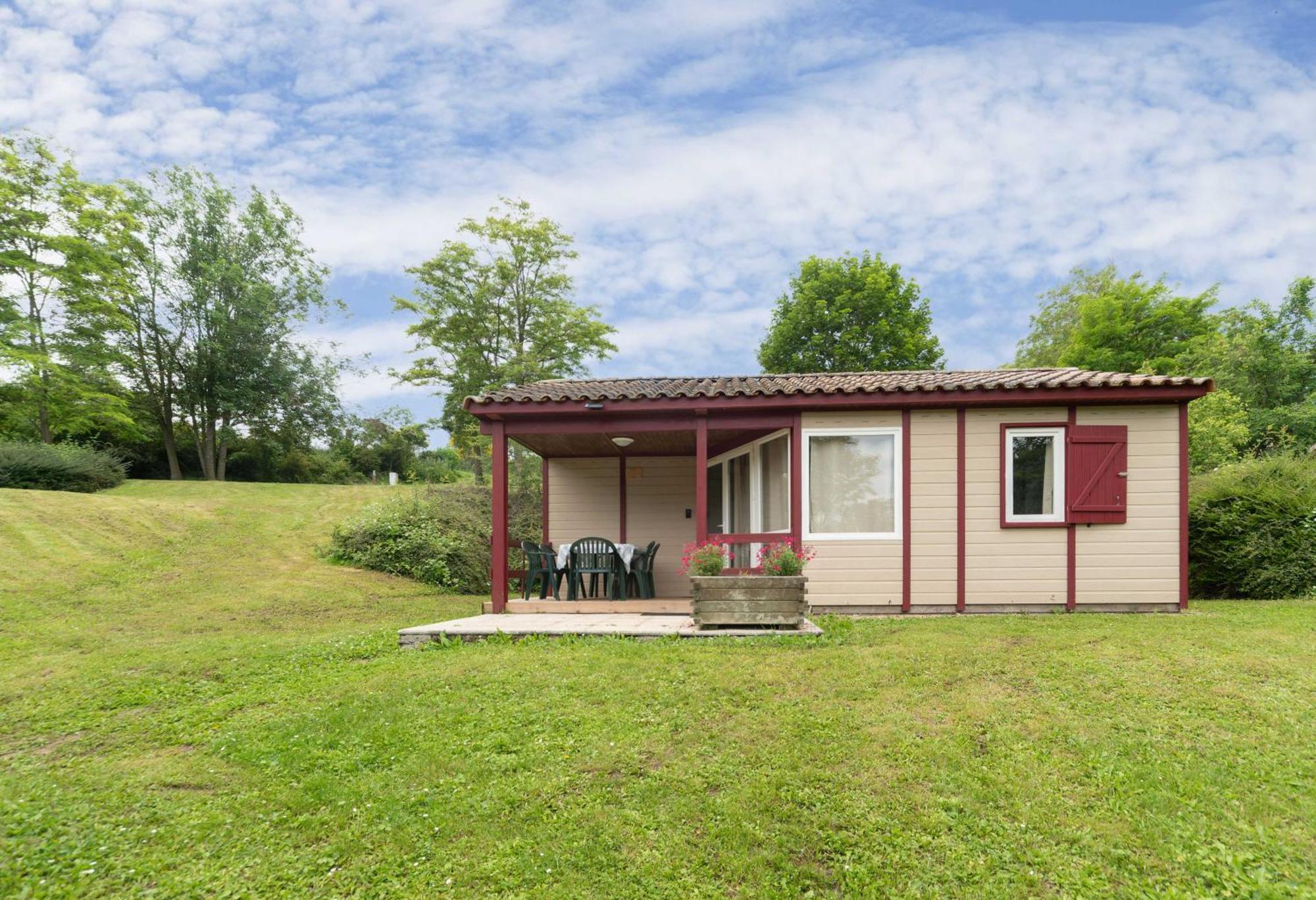 Camping Le Mont Libre - Cottage & Espace Nature - גנה מראה חיצוני תמונה