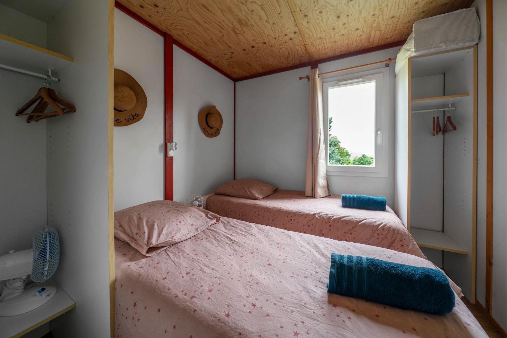 Camping Le Mont Libre - Cottage & Espace Nature - גנה מראה חיצוני תמונה