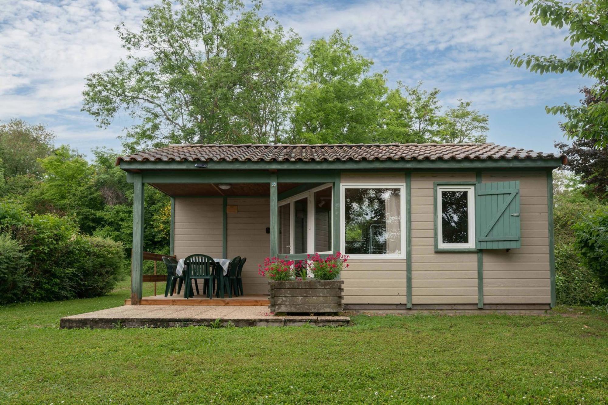 Camping Le Mont Libre - Cottage & Espace Nature - גנה מראה חיצוני תמונה
