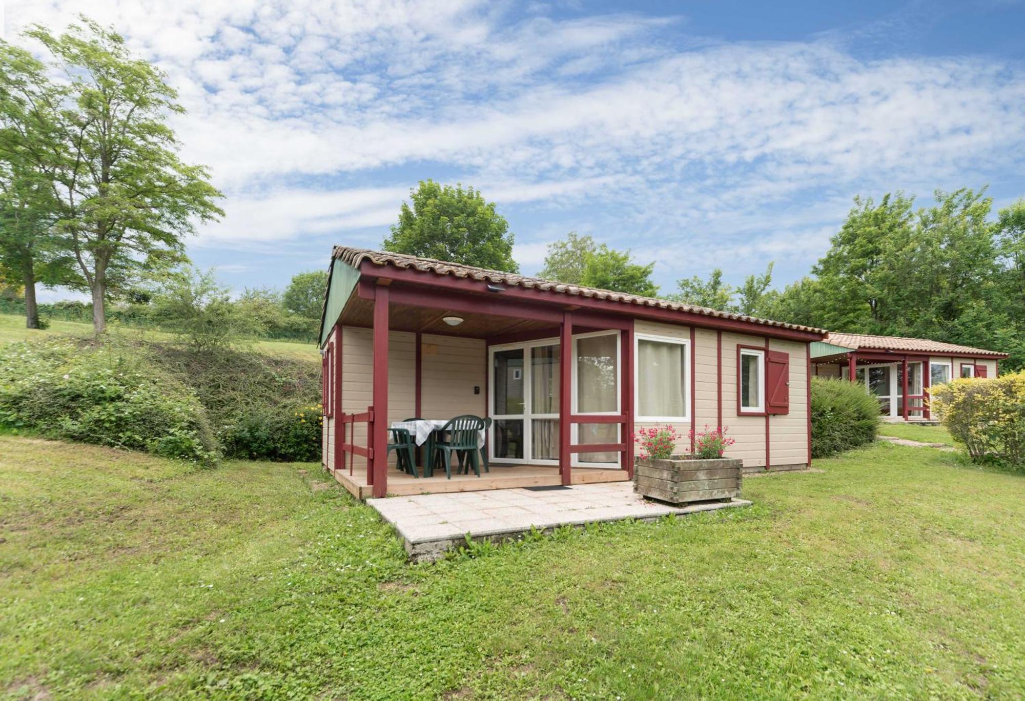 Camping Le Mont Libre - Cottage & Espace Nature - גנה מראה חיצוני תמונה