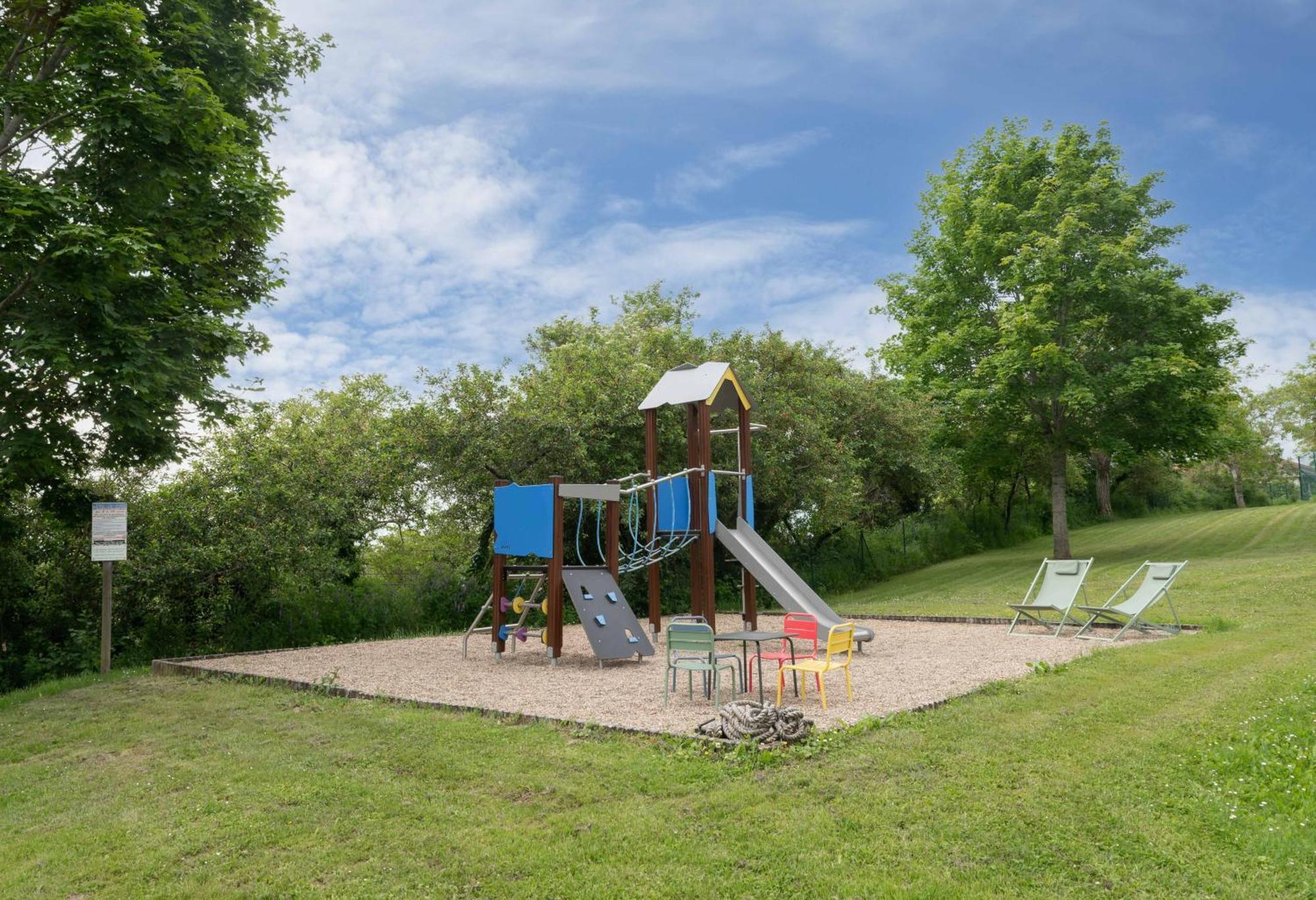 Camping Le Mont Libre - Cottage & Espace Nature - גנה מראה חיצוני תמונה